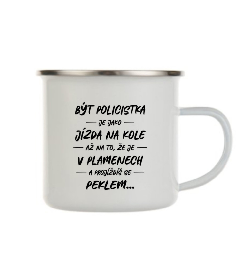 Plecháček bílý - Být policistka je jako jízda na kole v plamenech peklem